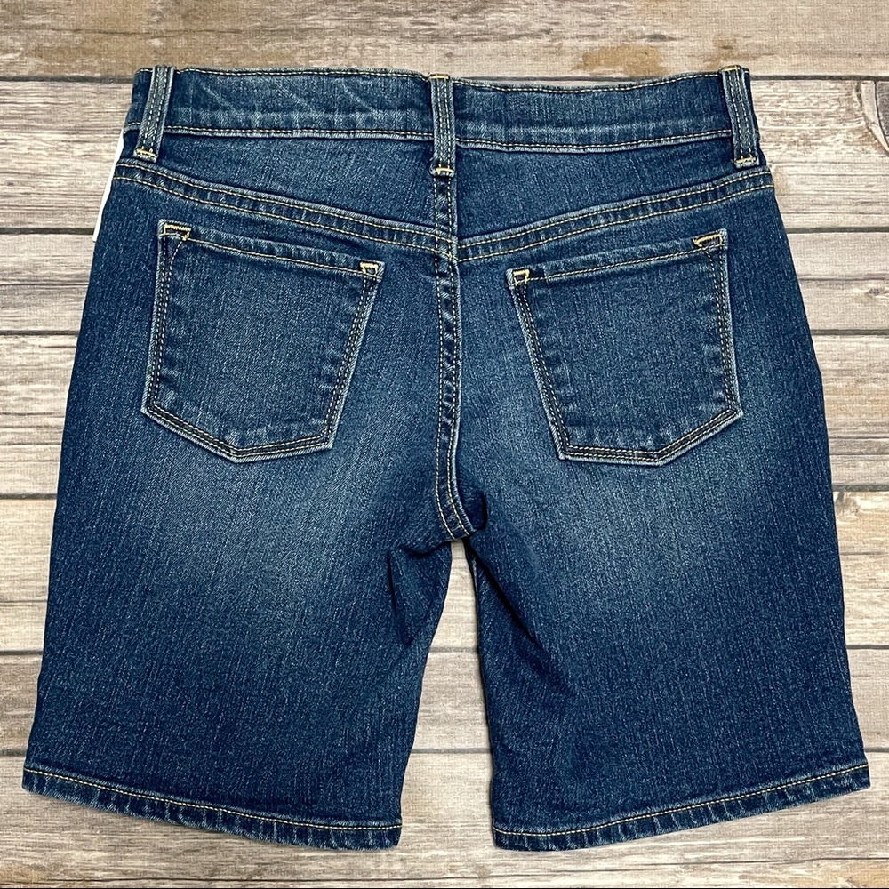 Old Navy Medium Wash Girls Denim Bermuda Shorts NWT 8 Regular Adjustable Waist - Picture 4 of 9